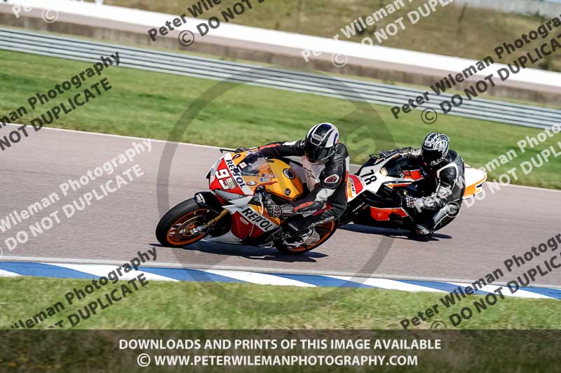 Rockingham no limits trackday;enduro digital images;event digital images;eventdigitalimages;no limits trackdays;peter wileman photography;racing digital images;rockingham raceway northamptonshire;rockingham trackday photographs;trackday digital images;trackday photos